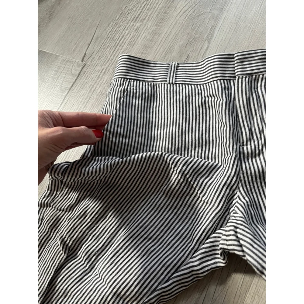 Banana Republic women's Logan fit cropped striped linen blend pants size 0
